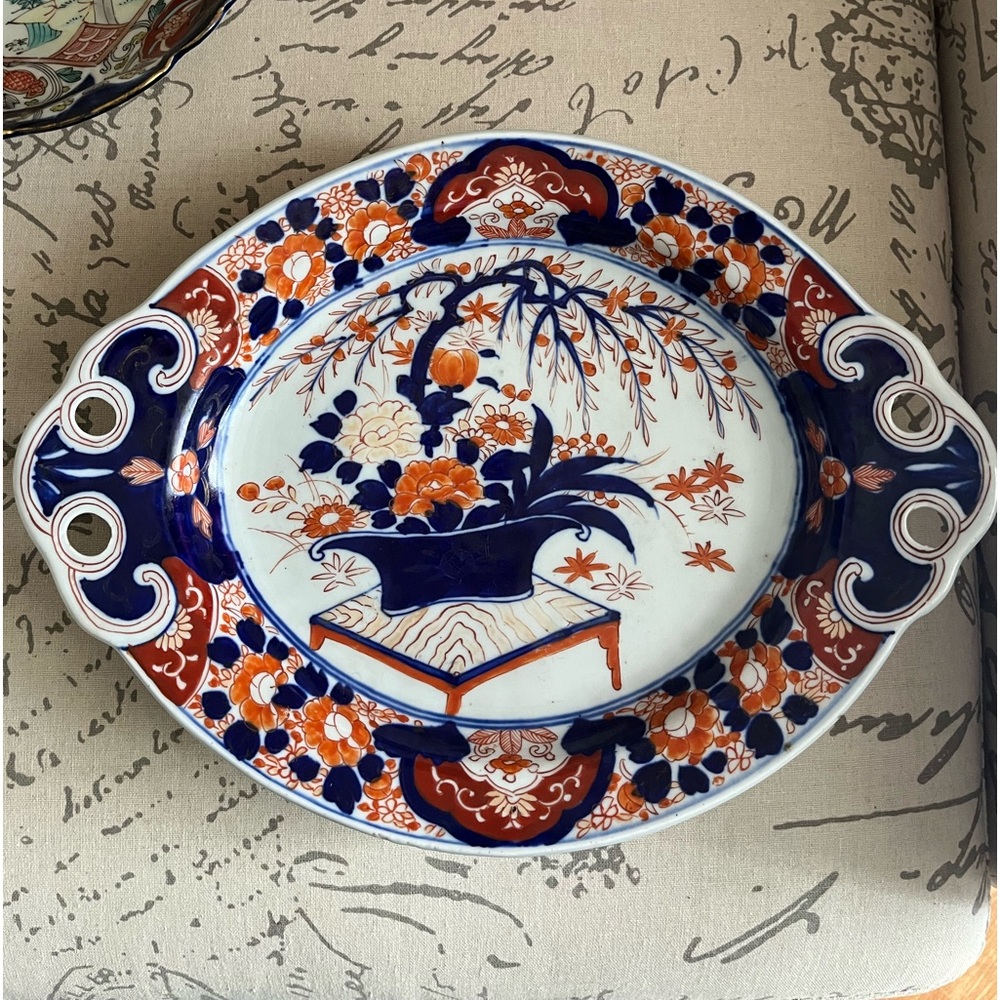 JAPANESE MEIJI / TAISHO-PERIOD IMARI PORCELAIN DISH COLLECTIBLE.